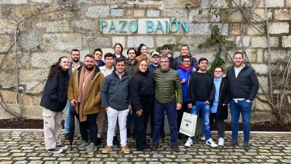 Pazo Baión, in addition to being a winery, is a training center that receives visitors from all over the world